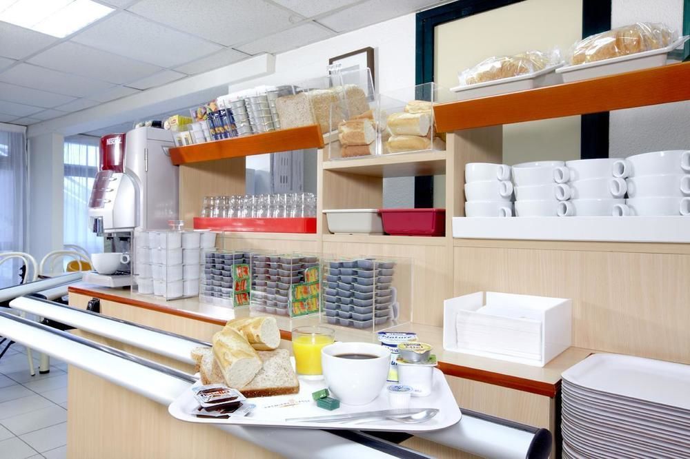 圣布里斯-苏福雷 圣布莱斯苏弗艾圣布莱斯酒店 外观 照片